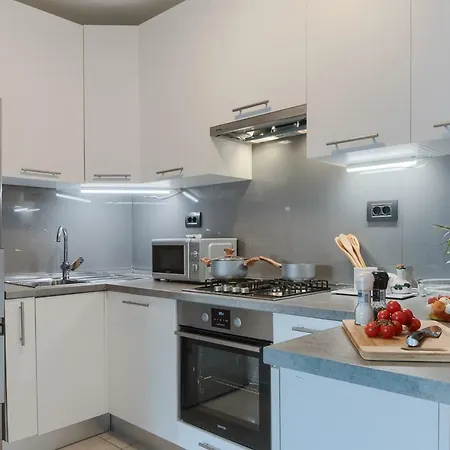 Appartement Modern Near City Centre And The Beach